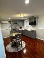 155 Breakneck Rd, Unit Basement Apartment in Highland Lakes, NJ - Building Photo