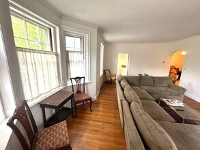 92 Beacon St, Unit 1 in Boston, MA - Building Photo - Building Photo