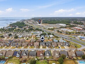 1949 Mooring Dr in Navarre, FL - Building Photo - Building Photo