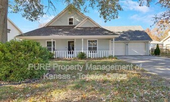 3708 SW Windemere Dr in Lee's Summit, MO - Building Photo