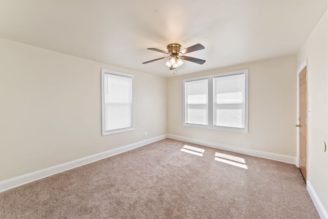 2801 28th St SE in Washington, DC - Building Photo