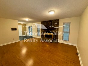 1622 Colonade Rd in Knoxville, TN - Building Photo - Building Photo