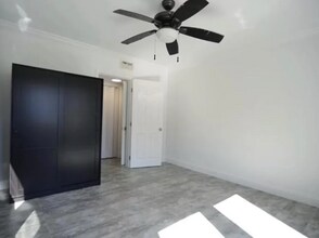3681 NE 170th St in North Miami Beach, FL - Building Photo - Building Photo
