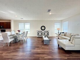 2034 Domeniko Dr in Fresno, TX - Building Photo