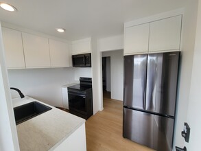 601 Pacific St, Unit B in Santa Monica, CA - Building Photo - Building Photo