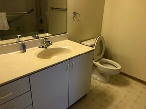 988 Franklin, Unit 503 in Oakland, CA - Foto de edificio - Building Photo