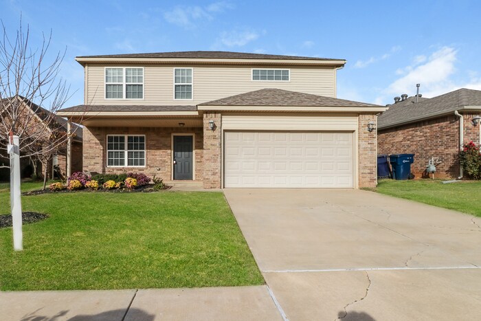 2416 NW 195th St in Edmond, OK - Building Photo