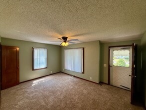 3004 S Thayer Ave in Springfield, IL - Building Photo - Building Photo