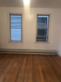 136 W 31st St photo'
