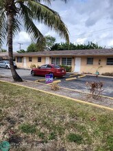 6305 SW 18th St in Miramar, FL - Building Photo - Building Photo