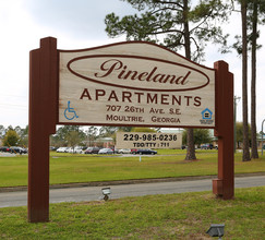 Pineland Apartments in Moultrie, GA - Building Photo - Building Photo