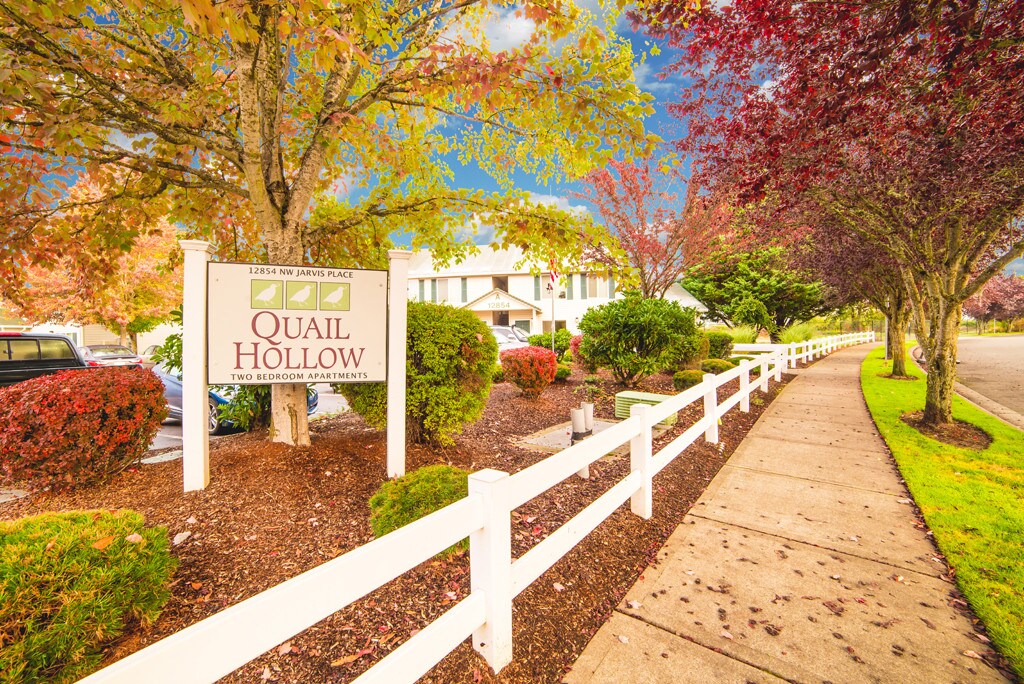 Quail Hollow Apartments in Banks, OR - Building Photo