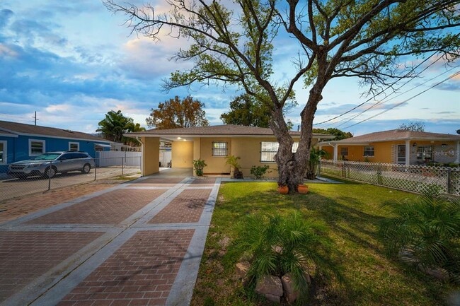 property at 3312 W Braddock St