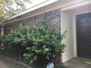 2404 Centaurus Dr in Garland, TX - Building Photo - Building Photo