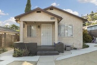 3359 Roseview Ave in Los Angeles, CA - Building Photo - Building Photo