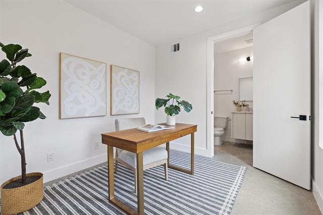 4330 Dickason Ave in Dallas, TX - Building Photo - Building Photo