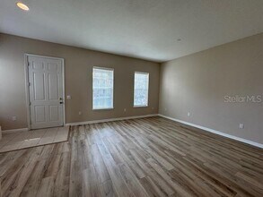 916 Greenlawn St in Kissimmee, FL - Building Photo - Building Photo