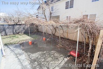 22 Murdock St, Unit #2 in Somerville, MA - Building Photo - Building Photo