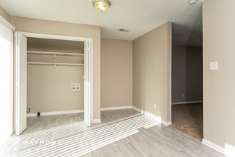 2804 Patio Pl in Greensboro, NC - Building Photo - Building Photo