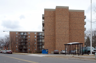 Holyoke Towers in Holyoke, MA - Building Photo - Building Photo