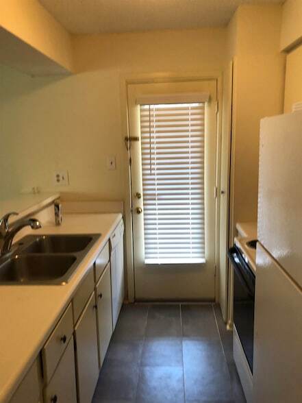 6784 Quail Hollow Ct, Unit 2 in Memphis, TN - Building Photo - Building Photo
