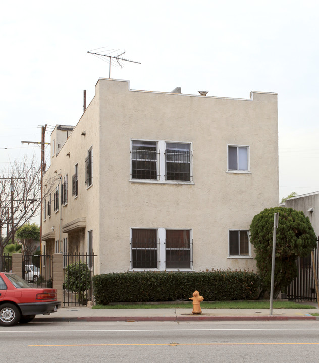 226 Olive Ave in Long Beach, CA - Building Photo