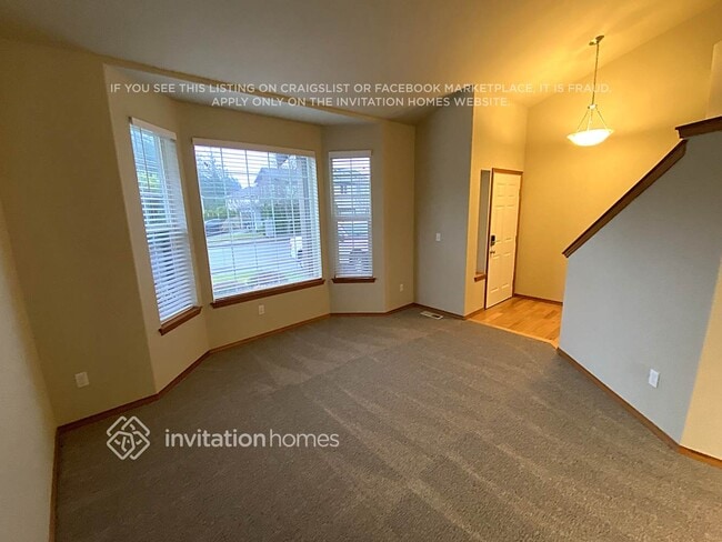 6323 Charlotte Ave SE in Auburn, WA - Foto de edificio - Building Photo