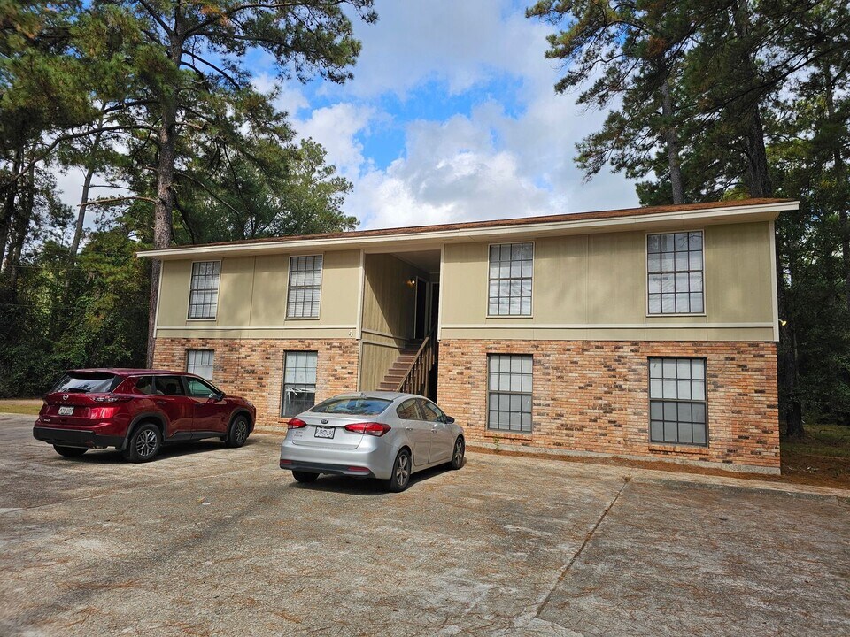 4 Kay Ln in Hammond, LA - Building Photo