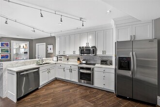 455 E Palmetto Park Rd in Boca Raton, FL - Building Photo - Building Photo