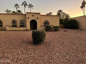 5121 E Larkspur Dr in Scottsdale, AZ - Building Photo - Building Photo