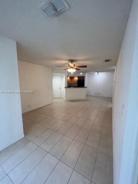 3340 Pinewalk Dr N in Margate, FL - Building Photo