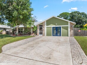 915 Kenmore St NW in Palm Bay, FL - Building Photo - Building Photo