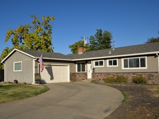 property at 1141 Avon Way