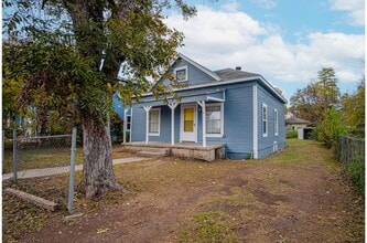 318 Vine St in San Antonio, TX - Building Photo - Building Photo