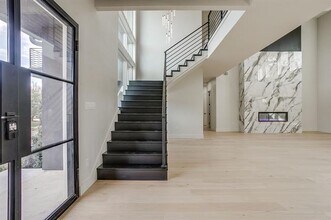 6301 Tiffany Oaks Ln in Arlington, TX - Building Photo - Building Photo