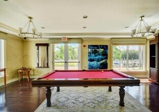 804 E Windward Way in Lantana, FL - Foto de edificio - Building Photo