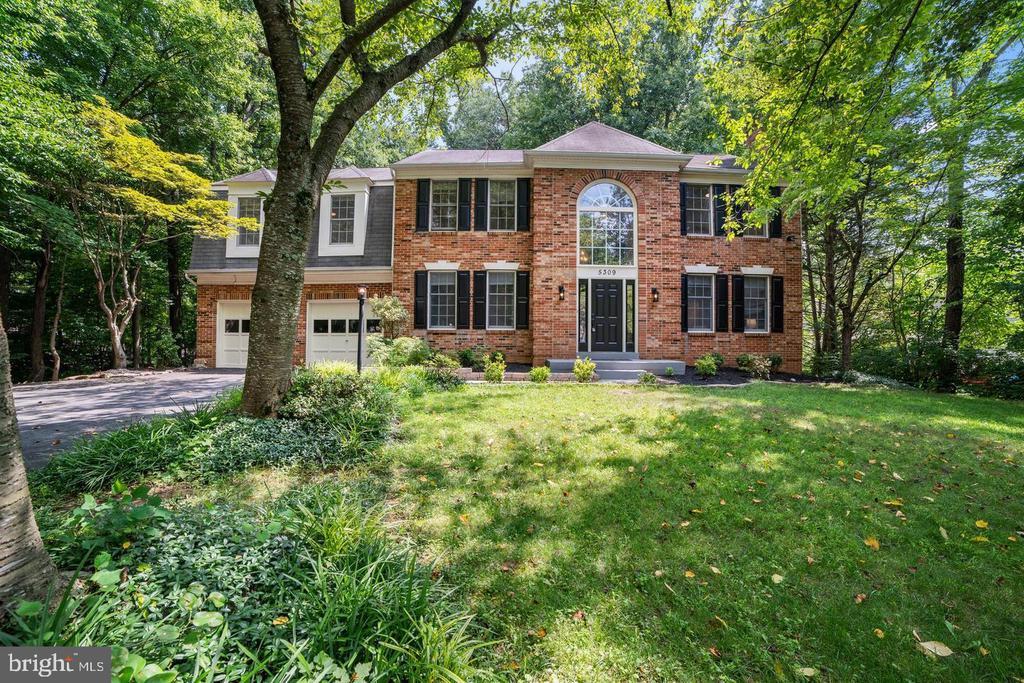 5309 Tractor Ln in Fairfax, VA - Building Photo