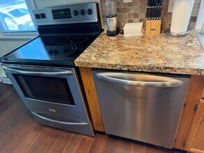 707 Putnam Pike in Smithfield, RI - Building Photo - Building Photo