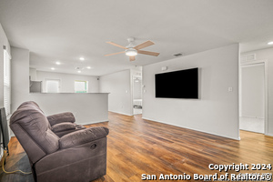 603 Wild Olive Wy in San Antonio, TX - Building Photo - Building Photo