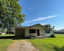29 Martin Cir in Ash Flat, AR - Building Photo