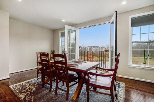 property at 2765 Ashcombe Dr.