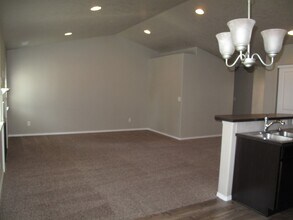 1171 Hl in Sisters, OR - Building Photo - Building Photo