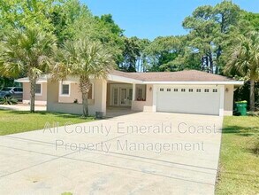 847 Kell Aire Dr in Destin, FL - Building Photo - Building Photo
