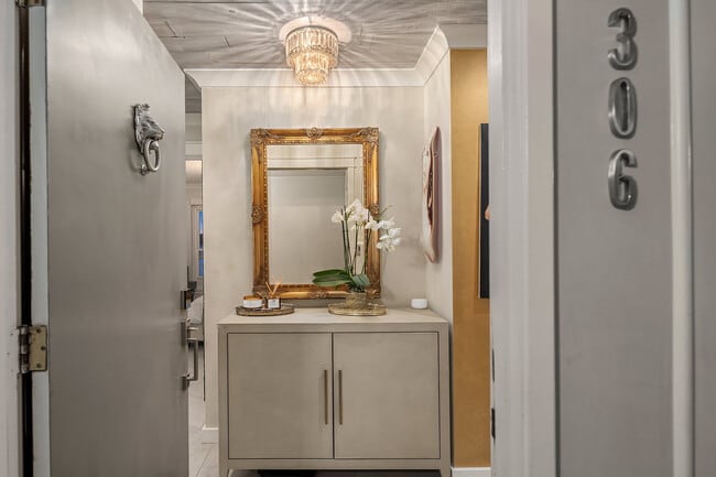property at 6421 Lake Washington Blvd NE