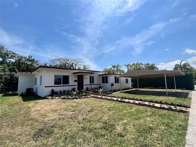 property at 5970 SW 46th St