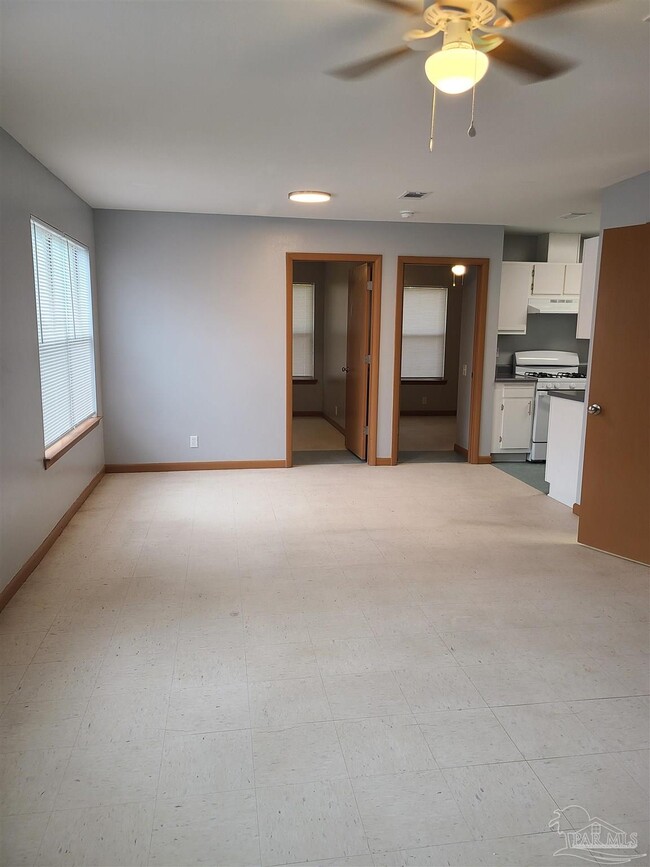 457 S L St in Pensacola, FL - Building Photo - Building Photo