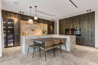 5106 Lindley Ave in Los Angeles, CA - Building Photo - Building Photo