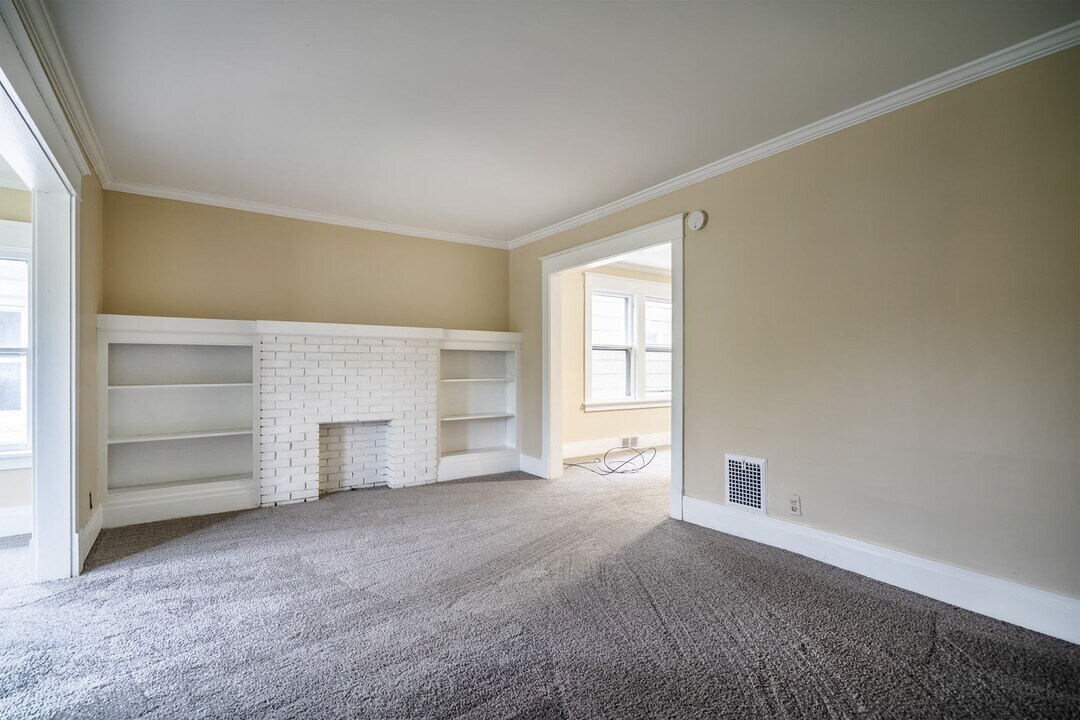 223 Virgil Ave in Buffalo, NY - Building Photo