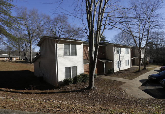 Chestnut Hills in Blacksburg, SC - Building Photo - Building Photo