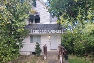 3350 Cavanaugh Ave in Cincinnati, OH - Building Photo